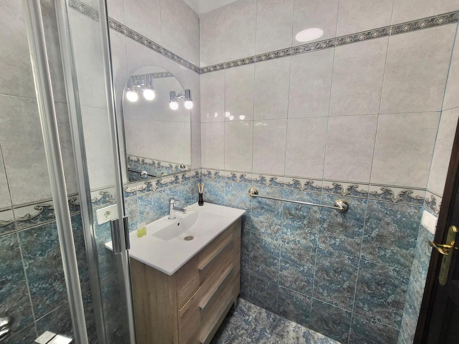Affordable Holiday Accommodation For Large Families And Groups At Las Canteras Beach With 3 Bedrooms And Free Parking Las Palmas de Gran Canaria Exterior foto