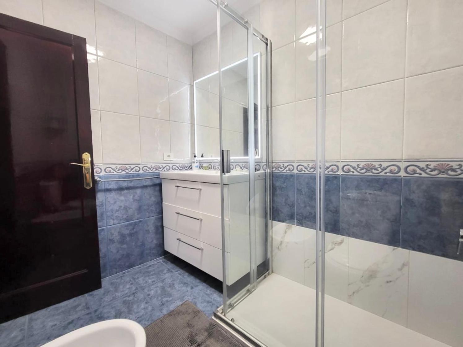 Affordable Holiday Accommodation For Large Families And Groups At Las Canteras Beach With 3 Bedrooms And Free Parking Las Palmas de Gran Canaria Exterior foto